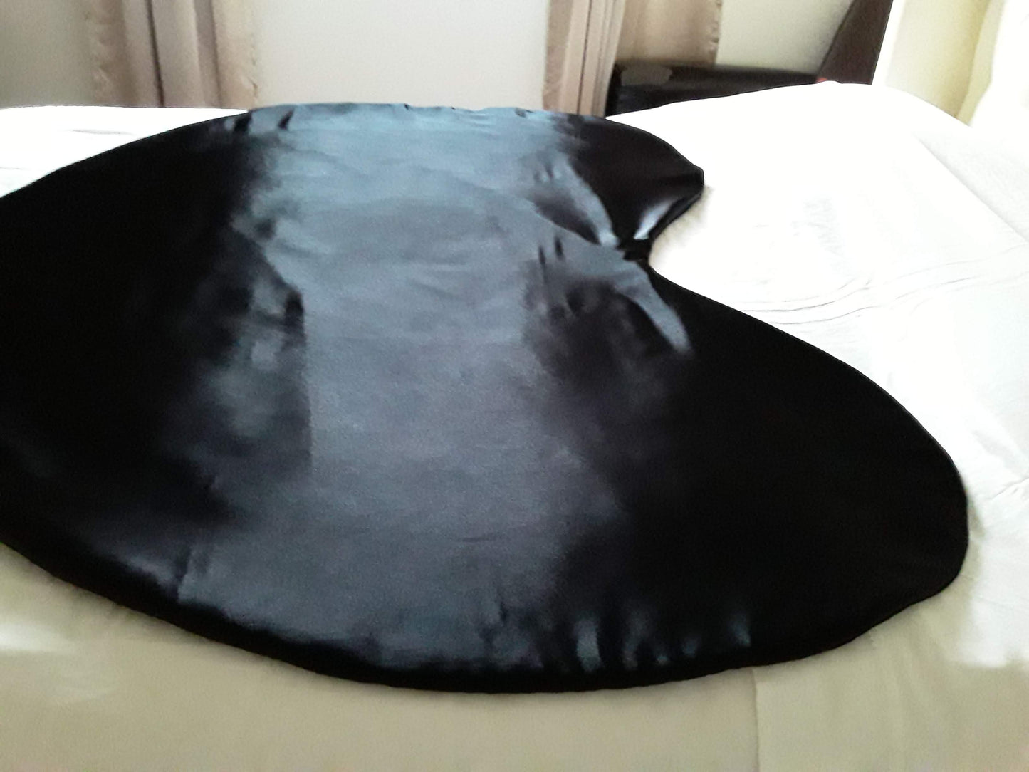Intimate heart luxury mattress protector