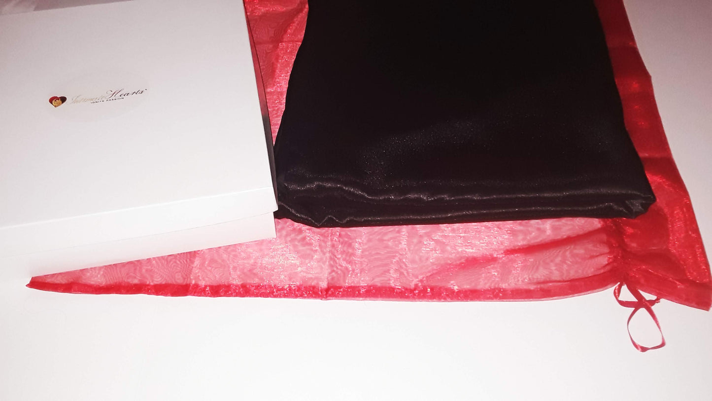 Intimate heart luxury mattress protector