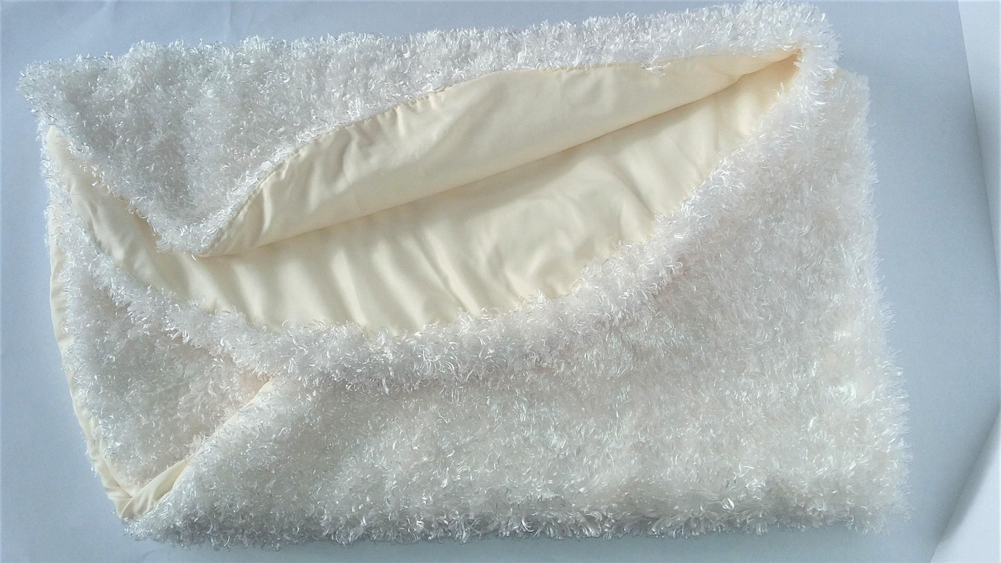 Intimate Heart luxury mattress protector, waterproof, absorbent, sex - et, faux fur.