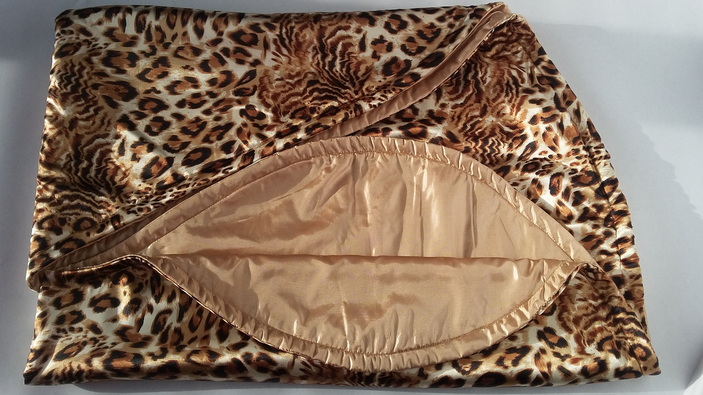 Intimate heart luxury mattress protector