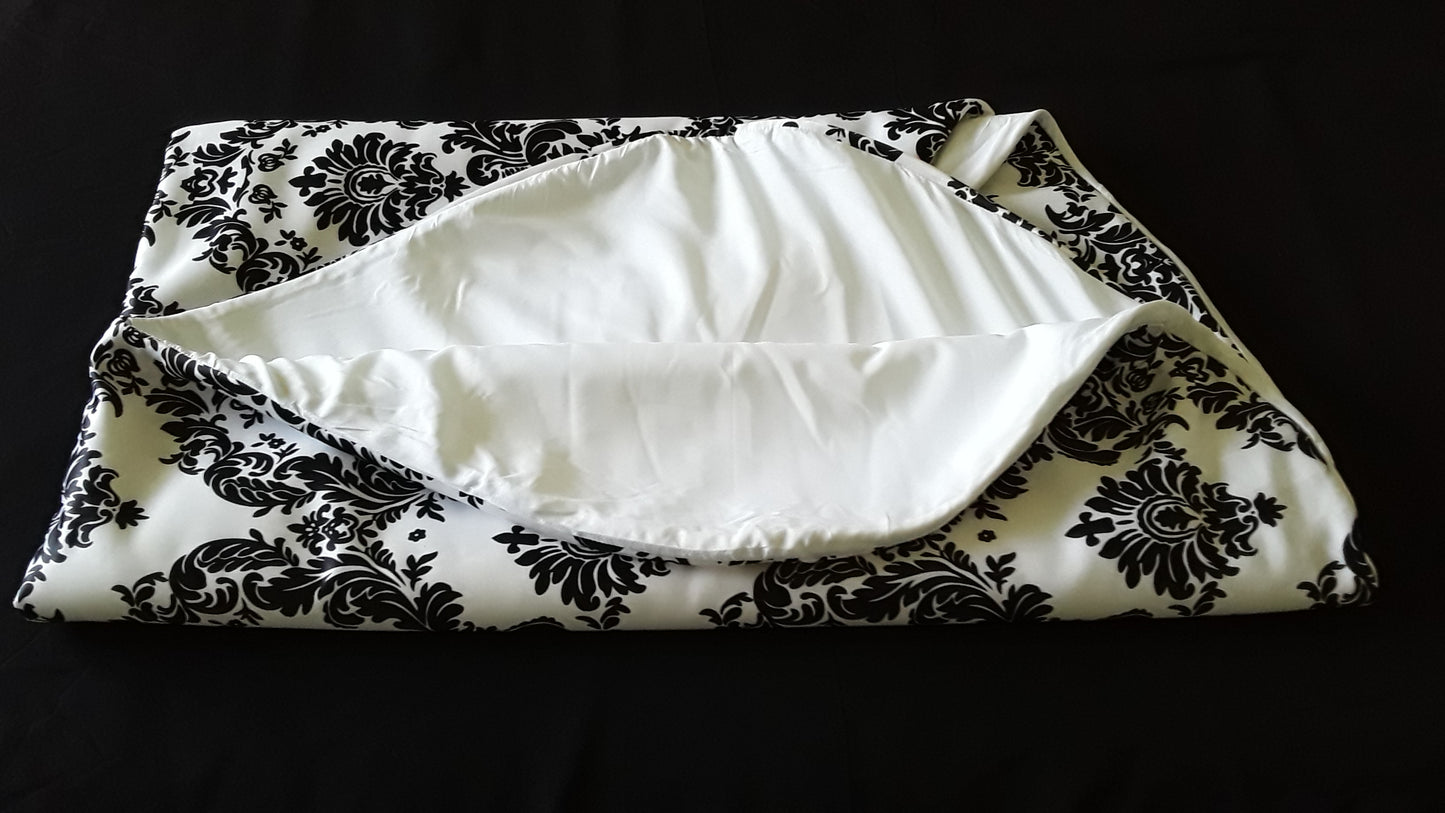 Intimate heart luxury mattress protector