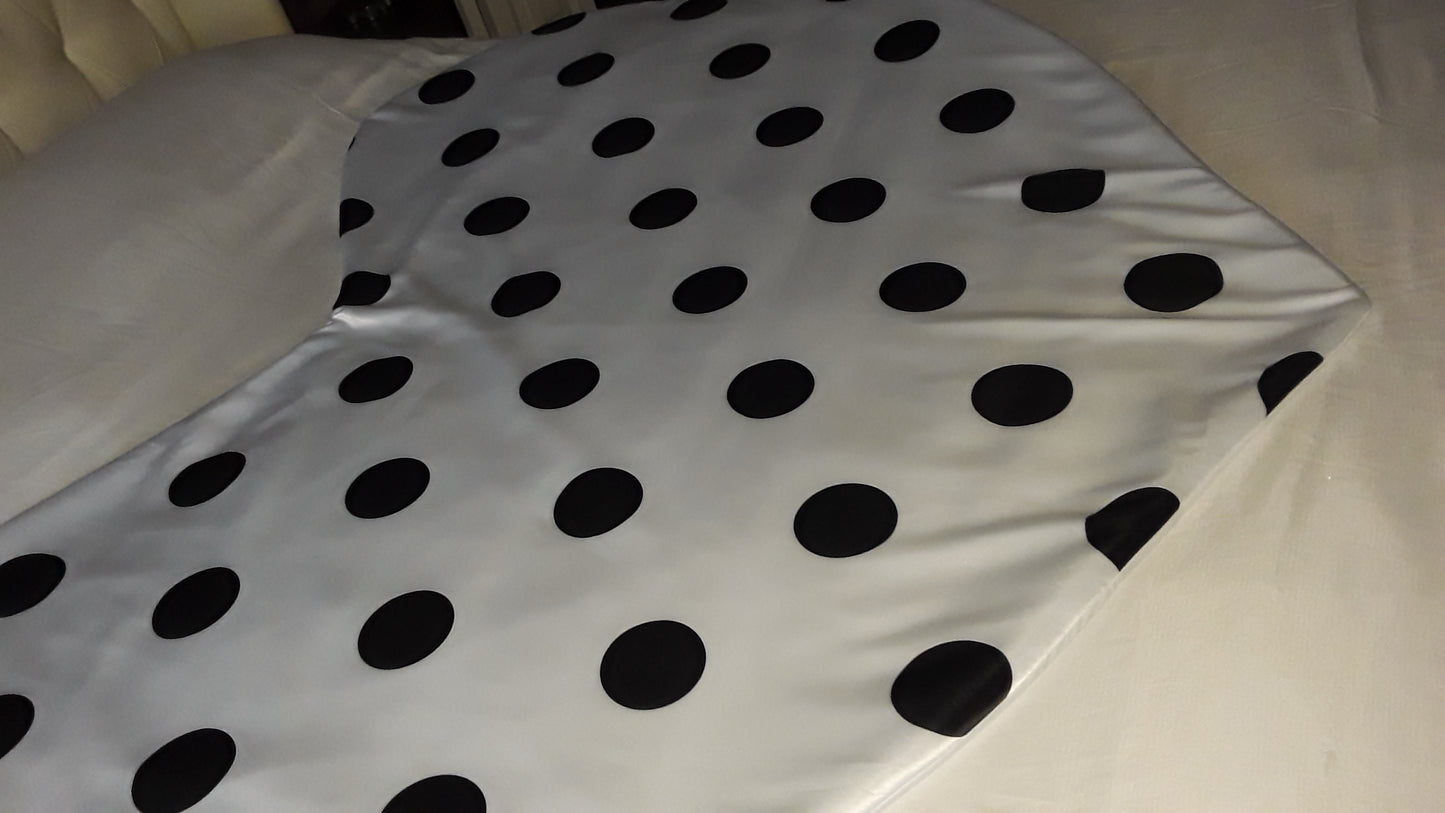 Intimate Heart luxury mattress perotector, waterproof absorbent, sex  - et.