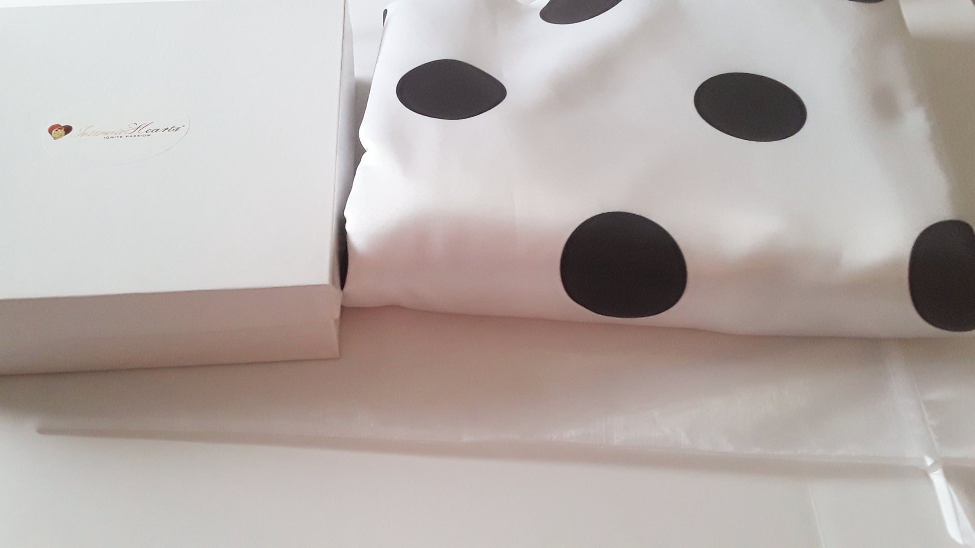 Intimate Heart luxury mattress perotector, waterproof absorbent, sex  - et.