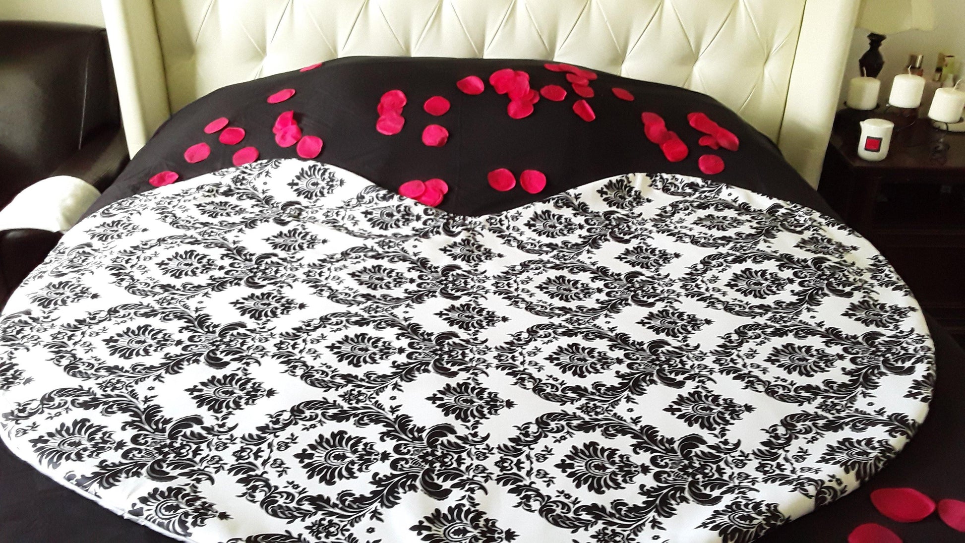 Intimate Heart luxury mattress protector, waterproof absorbent, sex  - et.