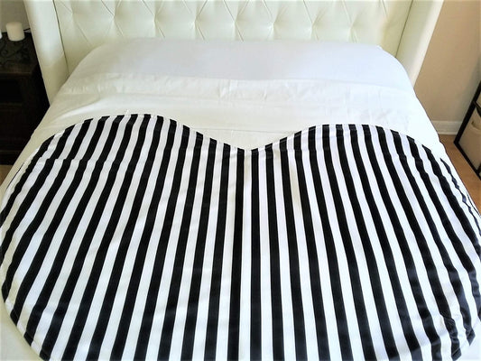Intimate heart mattress protector, sex blanket