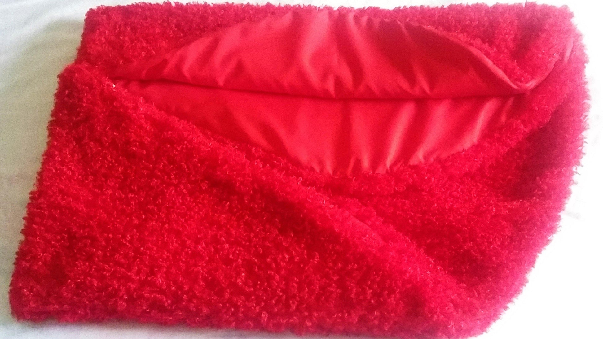 Intimate Heart luxury mattress protector, waterproof, absorbent, sex  - et, faux fur.