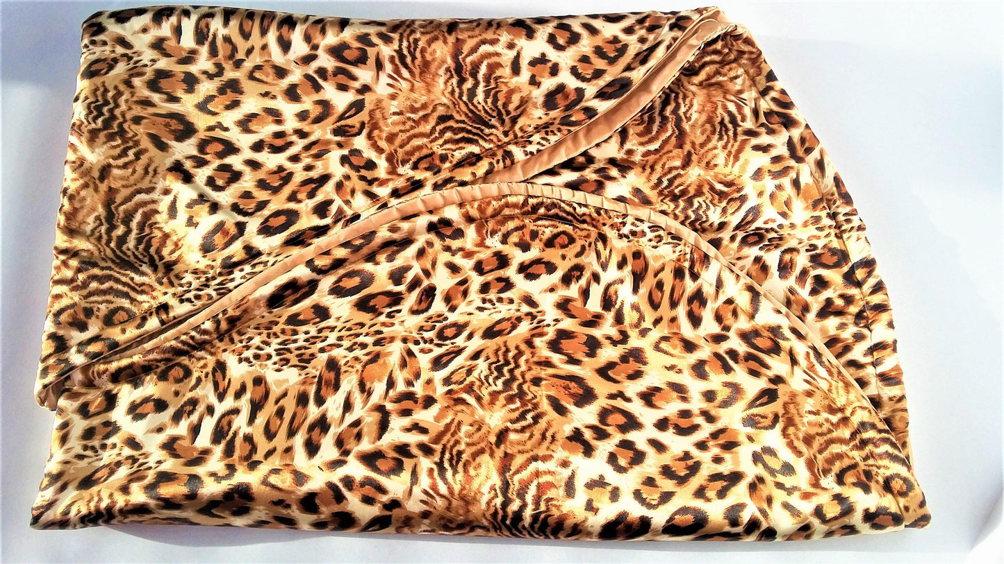 Intimate Heart luxury mattress protector, waterproof absorbent, sex  - et.
